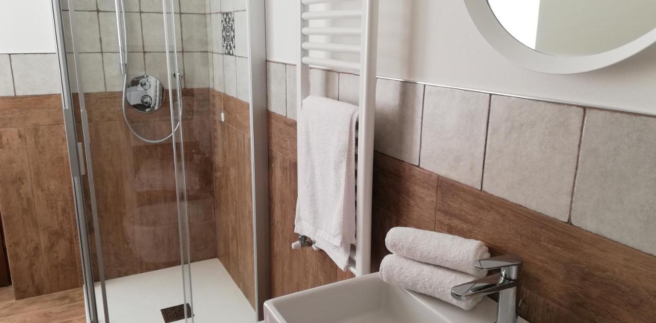 Il Melograno Bed & Breakfast Garda  Luaran gambar